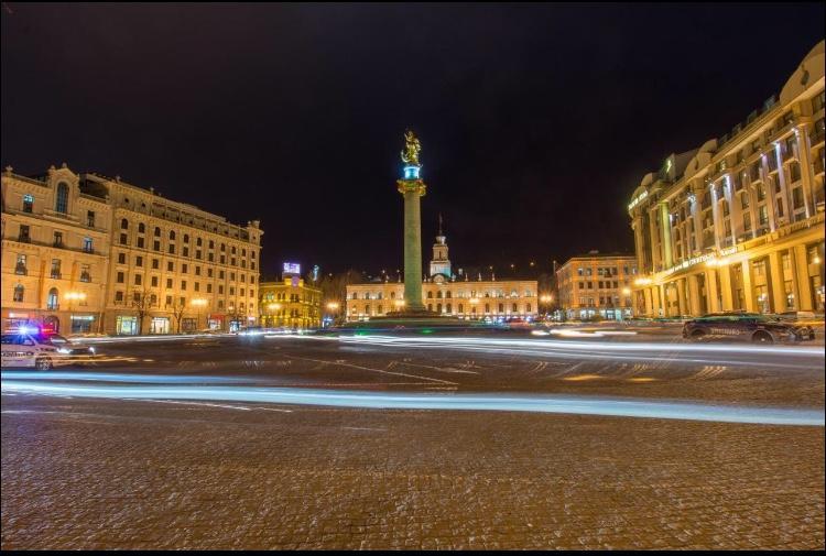 Rustaveli Apartment City Centre Tiflis Exterior foto