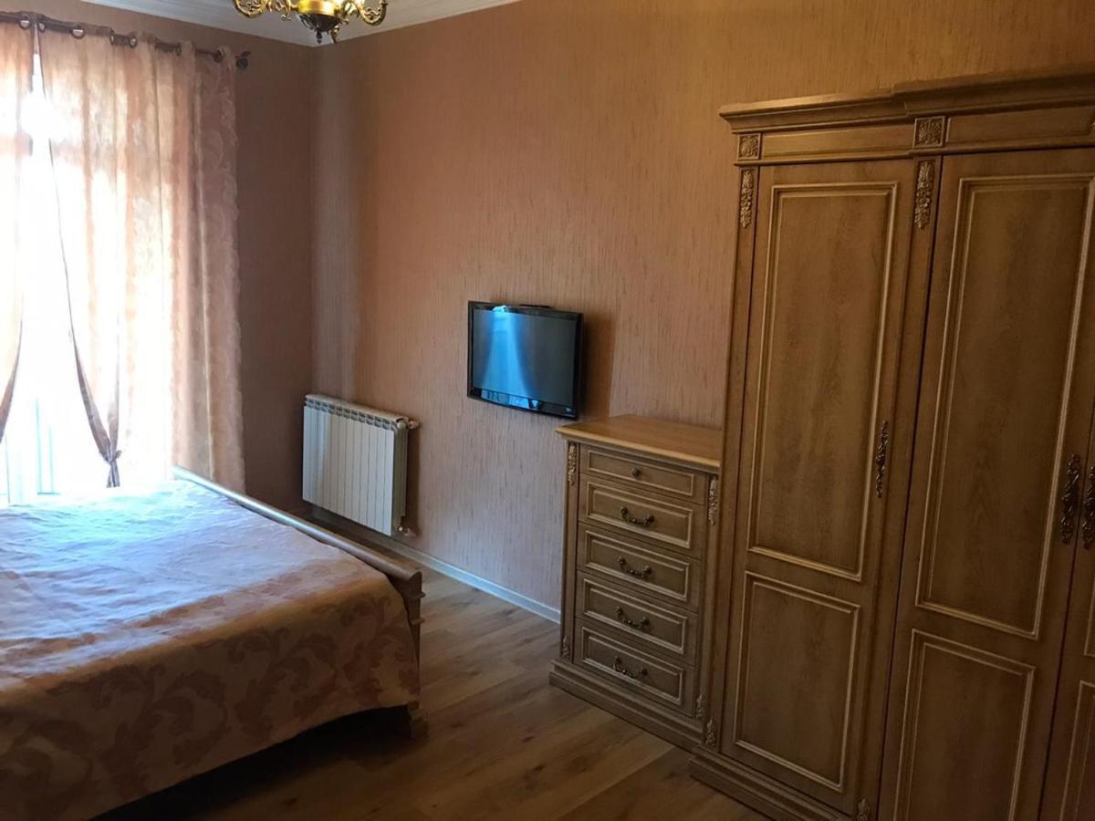 Rustaveli Apartment City Centre Tiflis Exterior foto