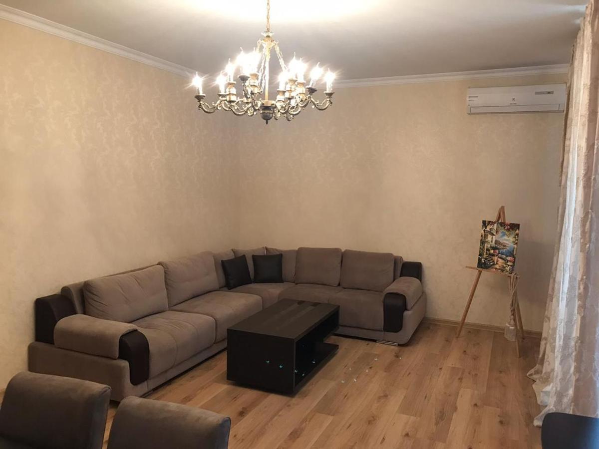 Rustaveli Apartment City Centre Tiflis Exterior foto