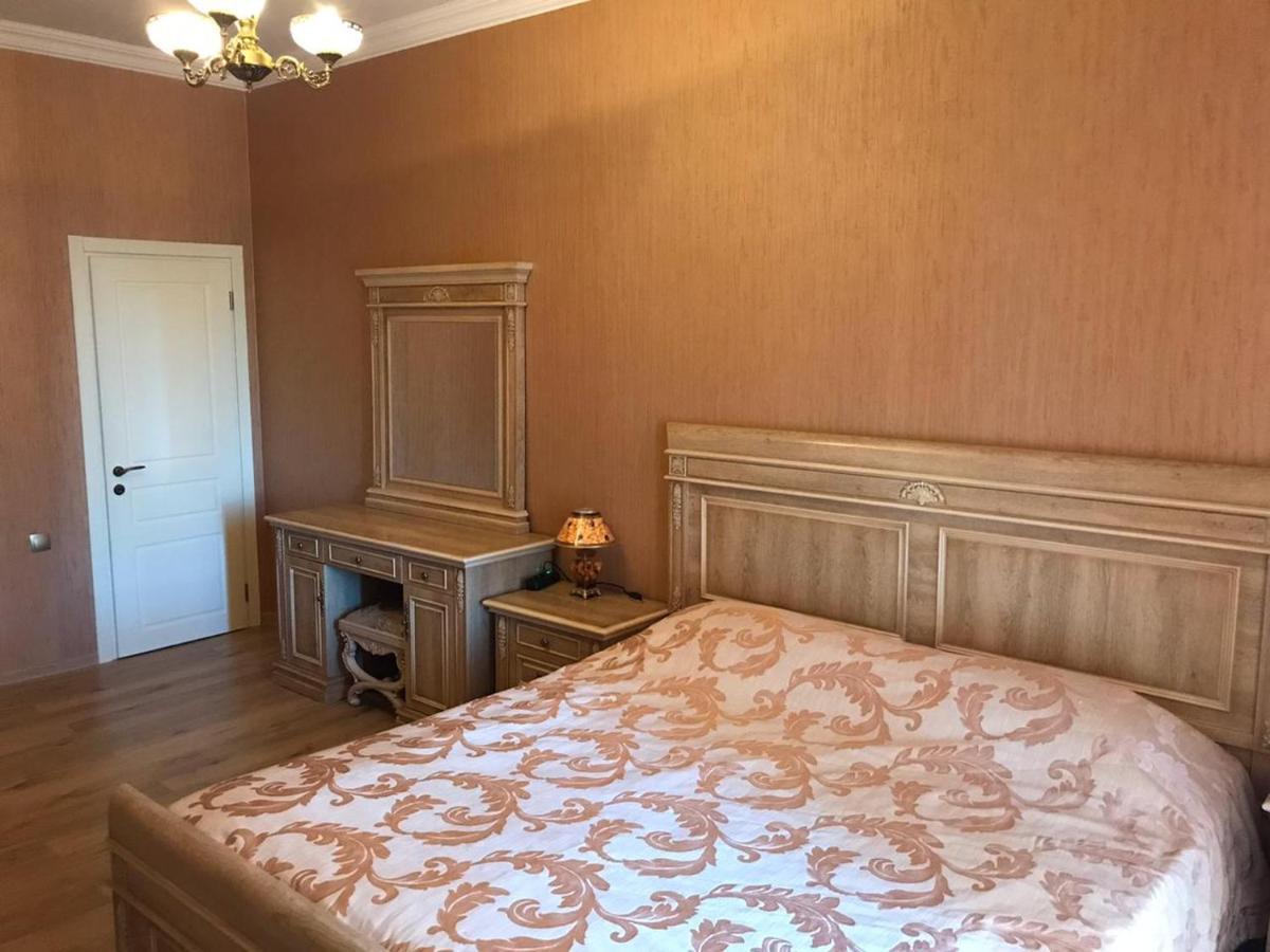 Rustaveli Apartment City Centre Tiflis Exterior foto